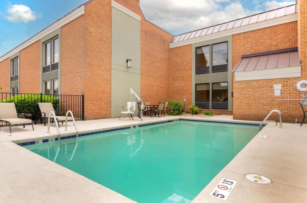 Best Western North Roanoke Troutville Dış mekan fotoğraf
