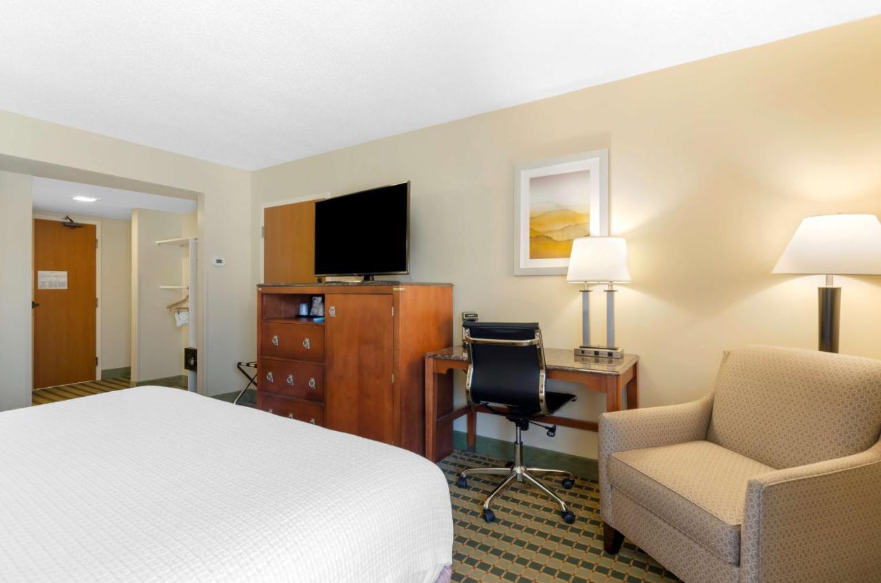 Best Western North Roanoke Troutville Dış mekan fotoğraf
